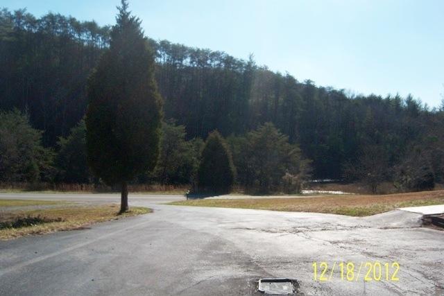 187 Citico Road Vonore, TN 37885 - Photo 12 of 36 12-100_5570