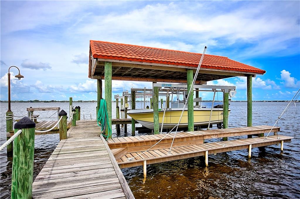 1003 Southeast Riverside Drive Stuart, FL 34996 - Photo 24 of 31 Gallery Image 24