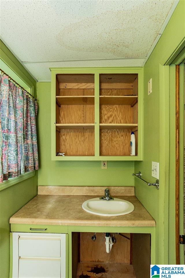 744 Crest Lane Birmingham, AL 35209 - Photo 27 of 43