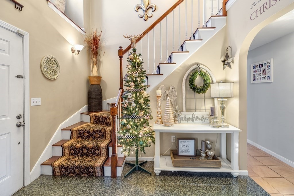 11 Karen Road Framingham, MA 01701 - Photo 7 of 39 Gallery Image 7