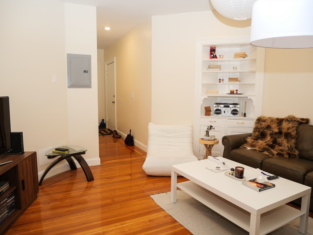 10 Beals Street, Unit 2 Brookline, MA 02446 - Photo 2 of 11