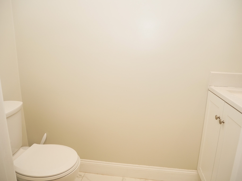 10 Beals Street, Unit 2 Brookline, MA 02446 - Photo 6 of 11