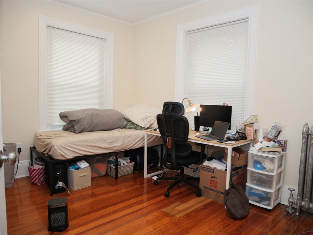 10 Beals Street, Unit 2 Brookline, MA 02446 - Photo 9 of 11