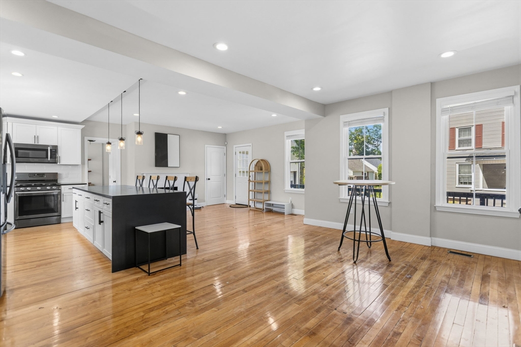 1159 River Road Agawam, MA 01001 - Photo 12 of 42