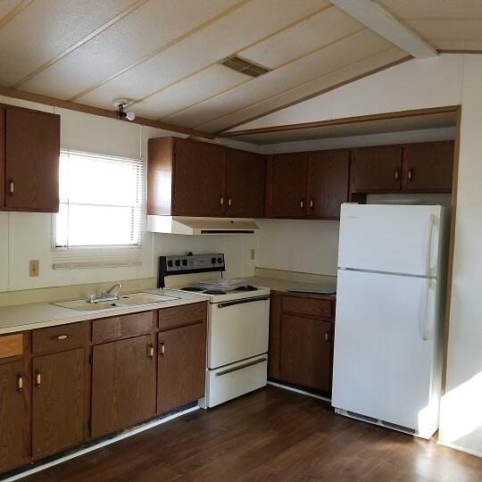 1464 Kenwood Road Manning, SC 29102 - Photo 3 of 5