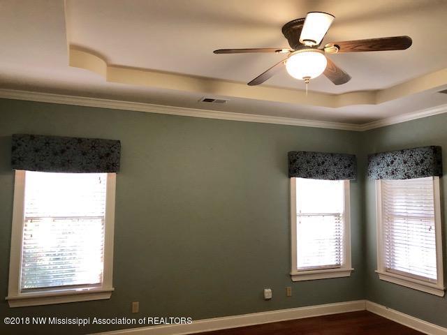 257 Oakley Road Senatobia, MS 38668 - Photo 6 of 60 IMG_0565