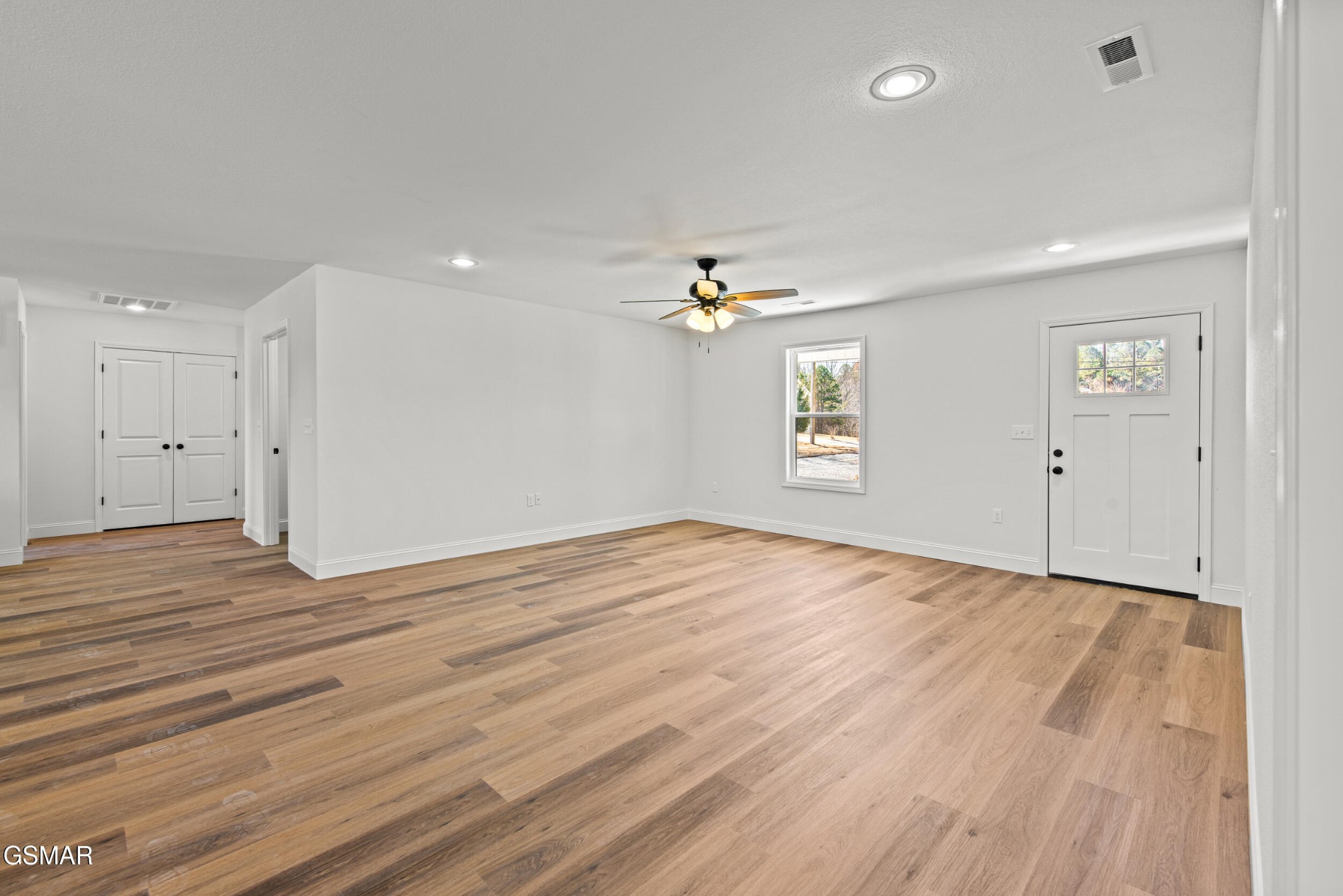 275 Cross Over Road Sevierville, TN 37876 - Photo 5 of 48 Gallery Image 5