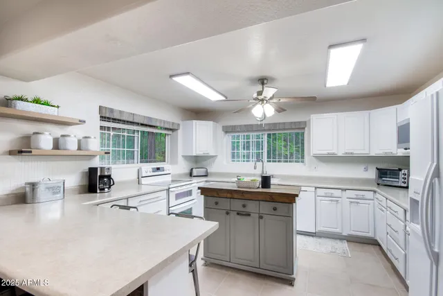 $537,000 | 8475 South Breezy Pine Road, Mayer, AZ 86333