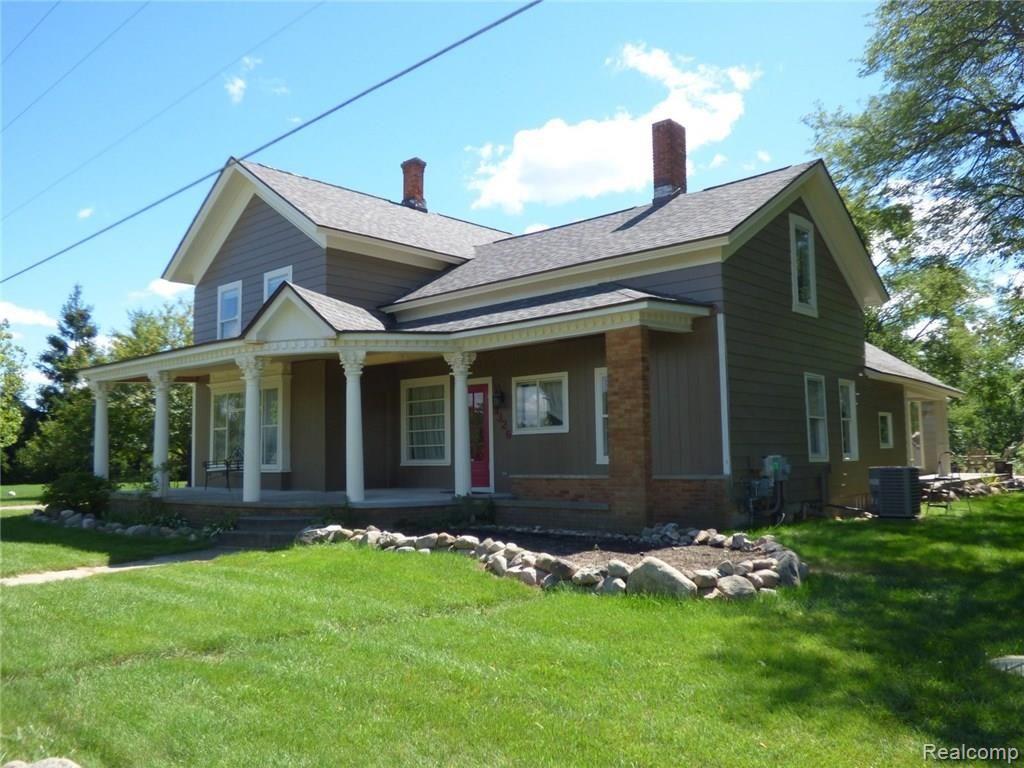 9326 Hogan Road Fenton, MI 48430 - Photo 1 of 20