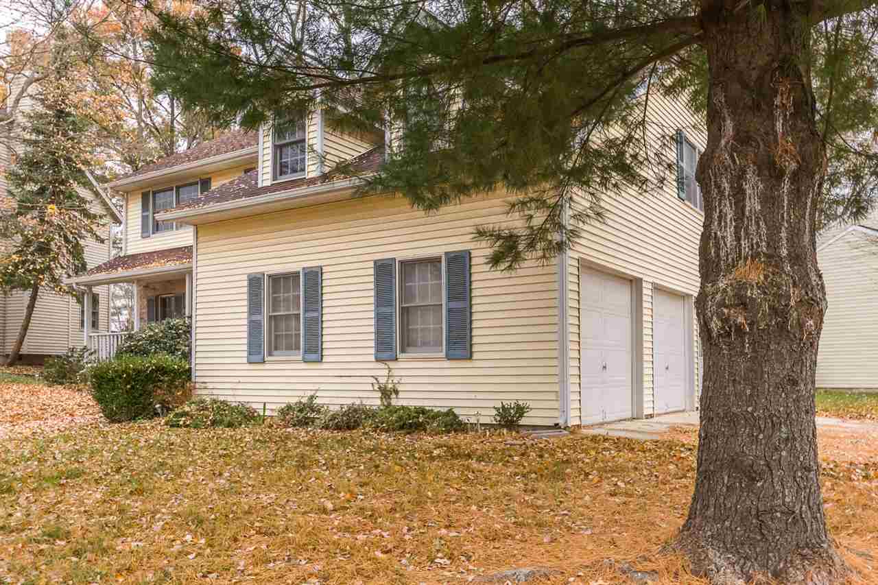 1115 Ridgemont Court Bloomington, IN 47401 - Photo 2 of 26 Gallery Image 2