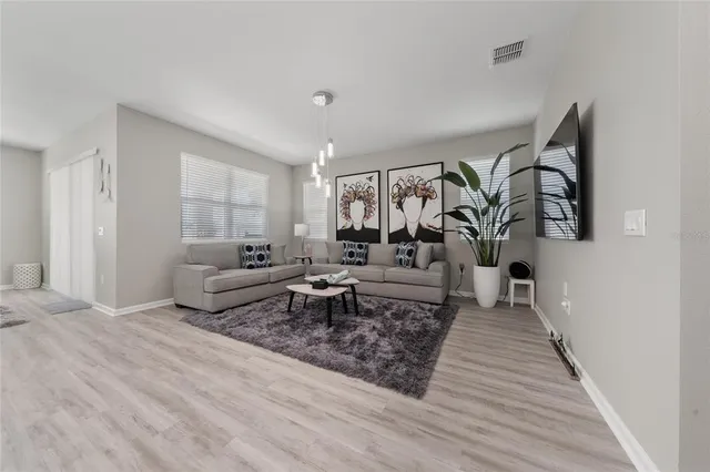 $1,900 | 564 Hennepin Loop, Lake Wales, FL 33898