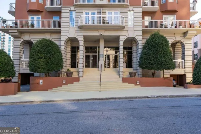 $414,000 | 3435 Kingsboro Road Northeast, Atlanta, GA 30326