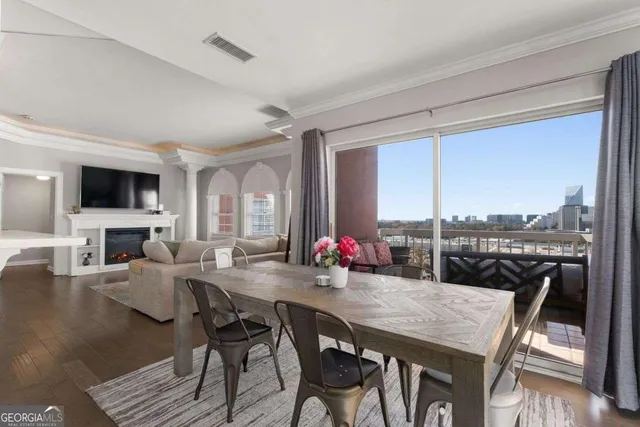 $414,000 | 3435 Kingsboro Road Northeast, Atlanta, GA 30326