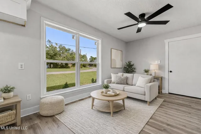 $350,000 | 7937 Helmsdale, Ocean Springs, MS 39564