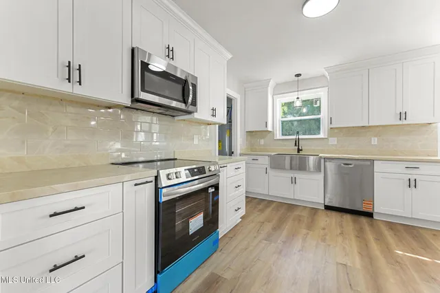 $350,000 | 7937 Helmsdale, Ocean Springs, MS 39564