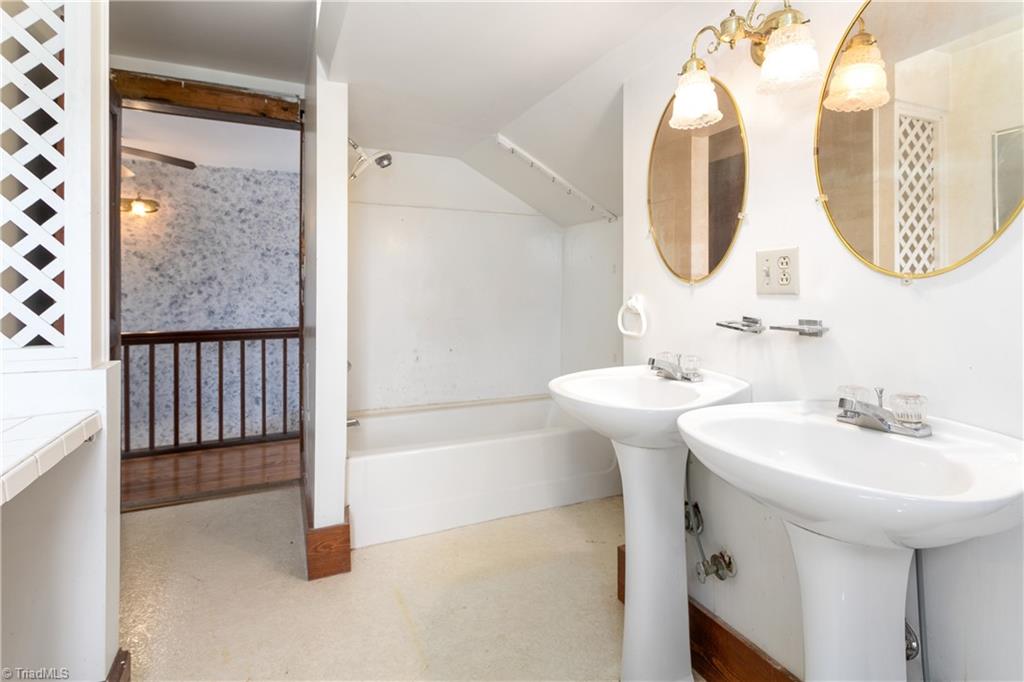 760 Ed Sink Road Thomasville, NC 27360 - Photo 36 of 50 Gallery Image 36