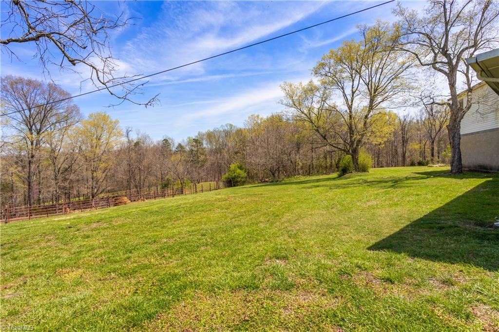 760 Ed Sink Road Thomasville, NC 27360 - Photo 41 of 50 Gallery Image 41