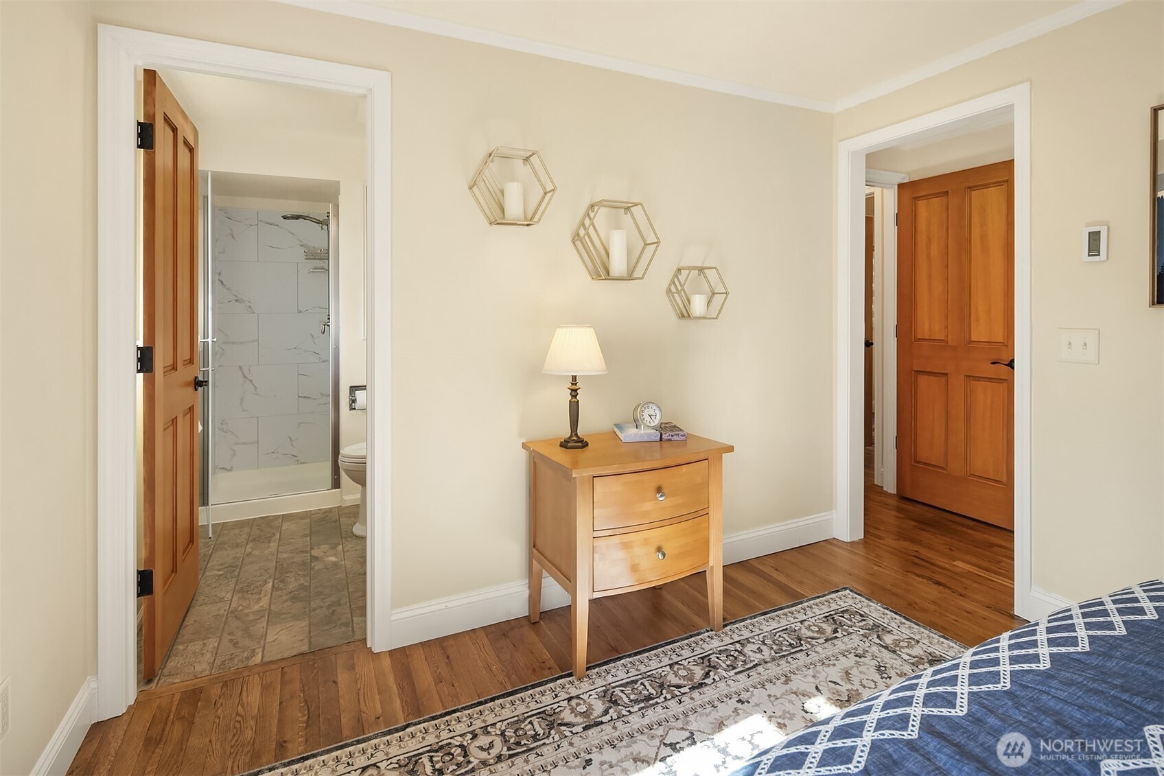 8724 Main Street Edmonds, WA 98026 - Photo 17 of 40 Gallery Image 17