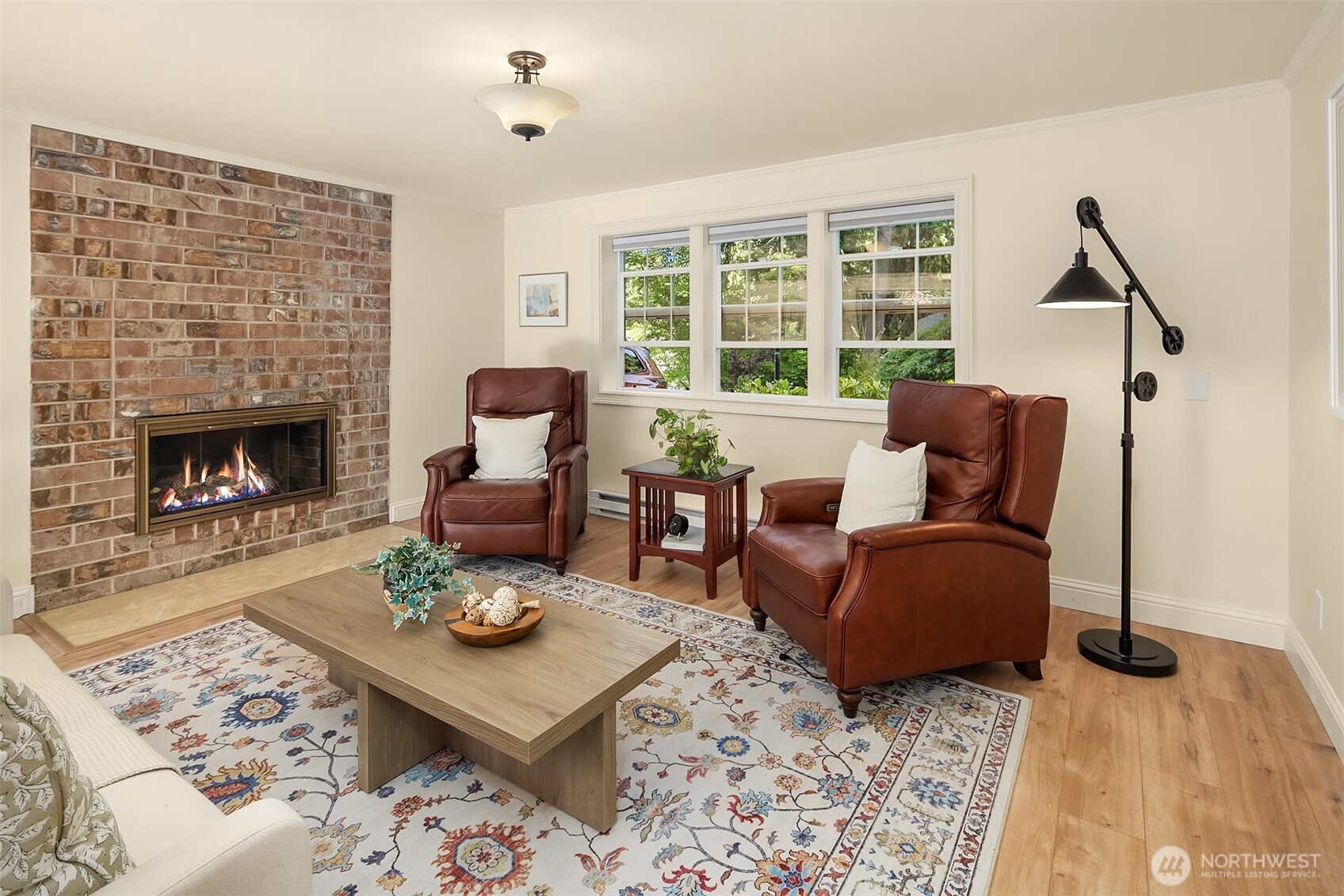 8724 Main Street Edmonds, WA 98026 - Photo 32 of 40 Gallery Image 32
