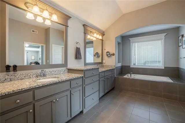 $670,000 | 20457 West 107th Terrace, Olathe, KS 66061