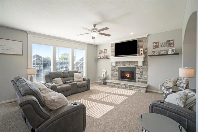 $660,000 | 20457 West 107th Terrace, Olathe, KS 66061