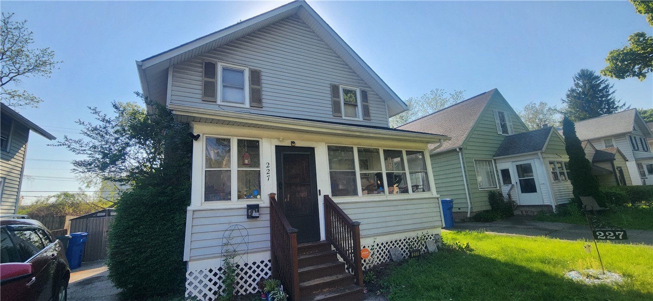 227 Westfield Street Rochester, NY 14619 - Photo 2 of 23