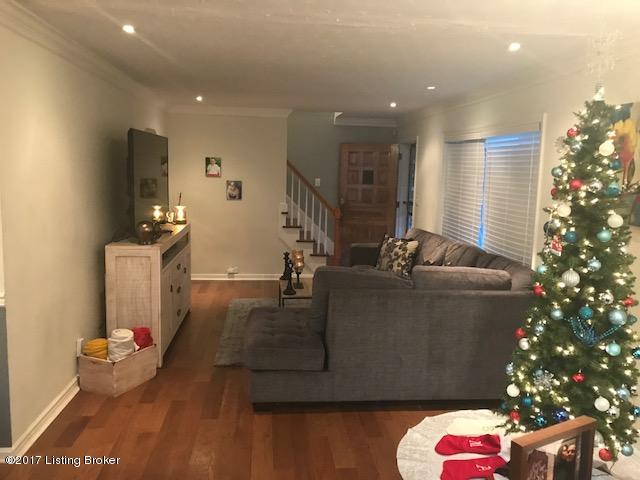 4612 Kiefer Road Louisville, KY 40216 - Photo 2 of 11 living room