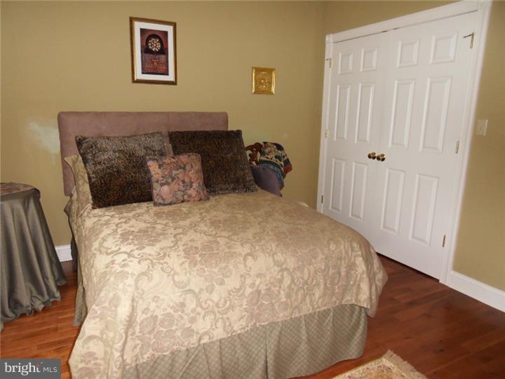 4899 Stump Road, Unit D Plumsteadville, PA 18947 - Photo 13 of 21 Bedroom 2