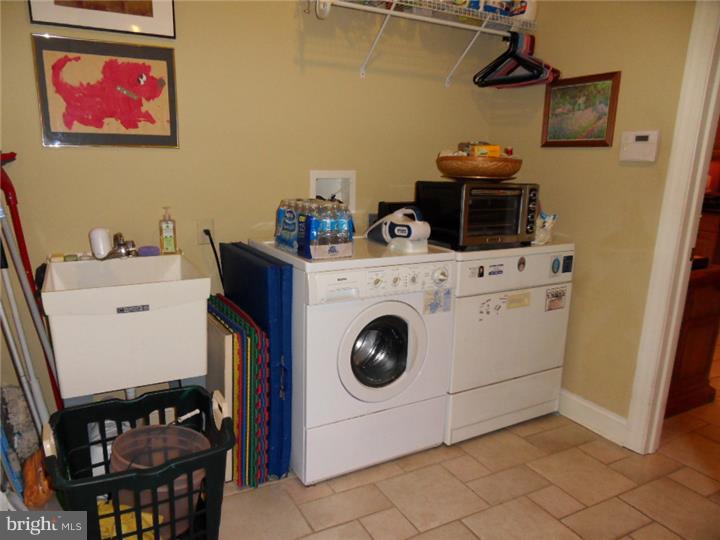 4899 Stump Road, Unit D Plumsteadville, PA 18947 - Photo 14 of 21 Laundry Room
