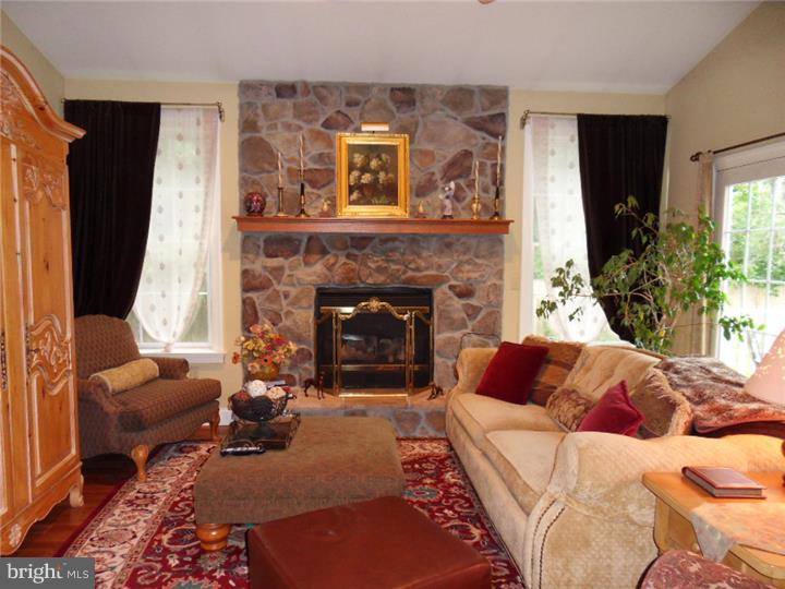 4899 Stump Road, Unit D Plumsteadville, PA 18947 - Photo 3 of 21 Great Room