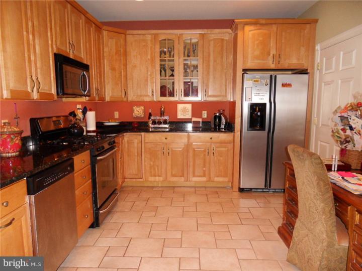 4899 Stump Road, Unit D Plumsteadville, PA 18947 - Photo 4 of 21 Kitchen