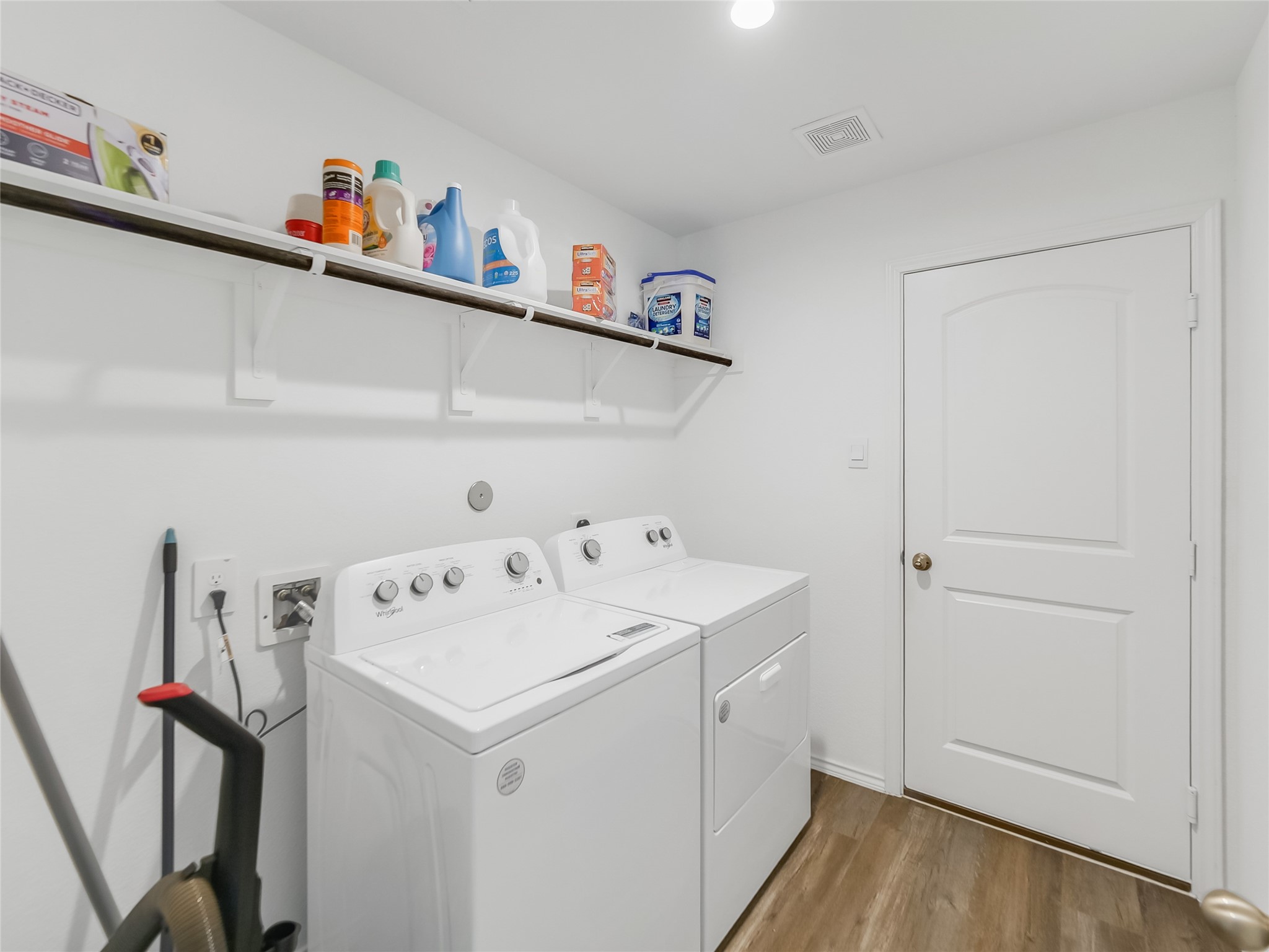 40422 Basalt Elm Road Magnolia, TX 77354 - Photo 19 of 27 a utility room with dryer and washer