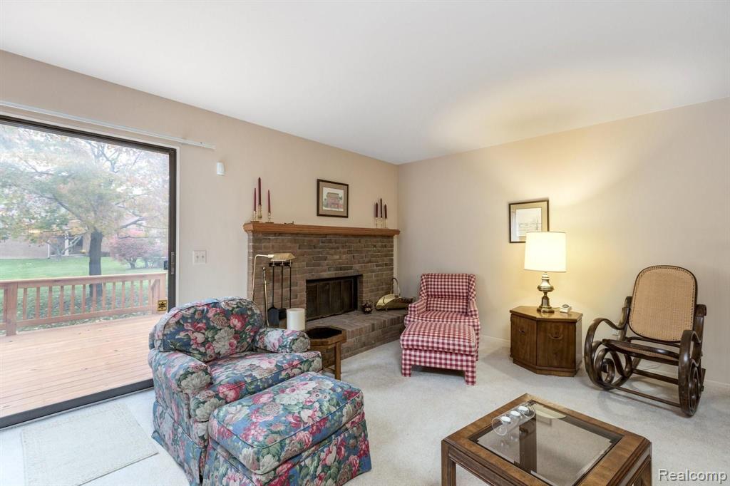 629 Tennyson Rochester Hills, MI 48307 - Photo 14 of 30
