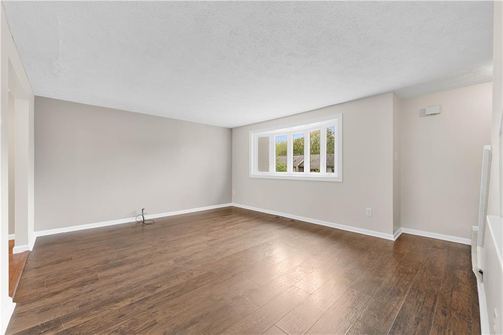 632 Deer Watch Road Bridgeville, PA 15017 - Photo 4 of 36 Gallery Image 4