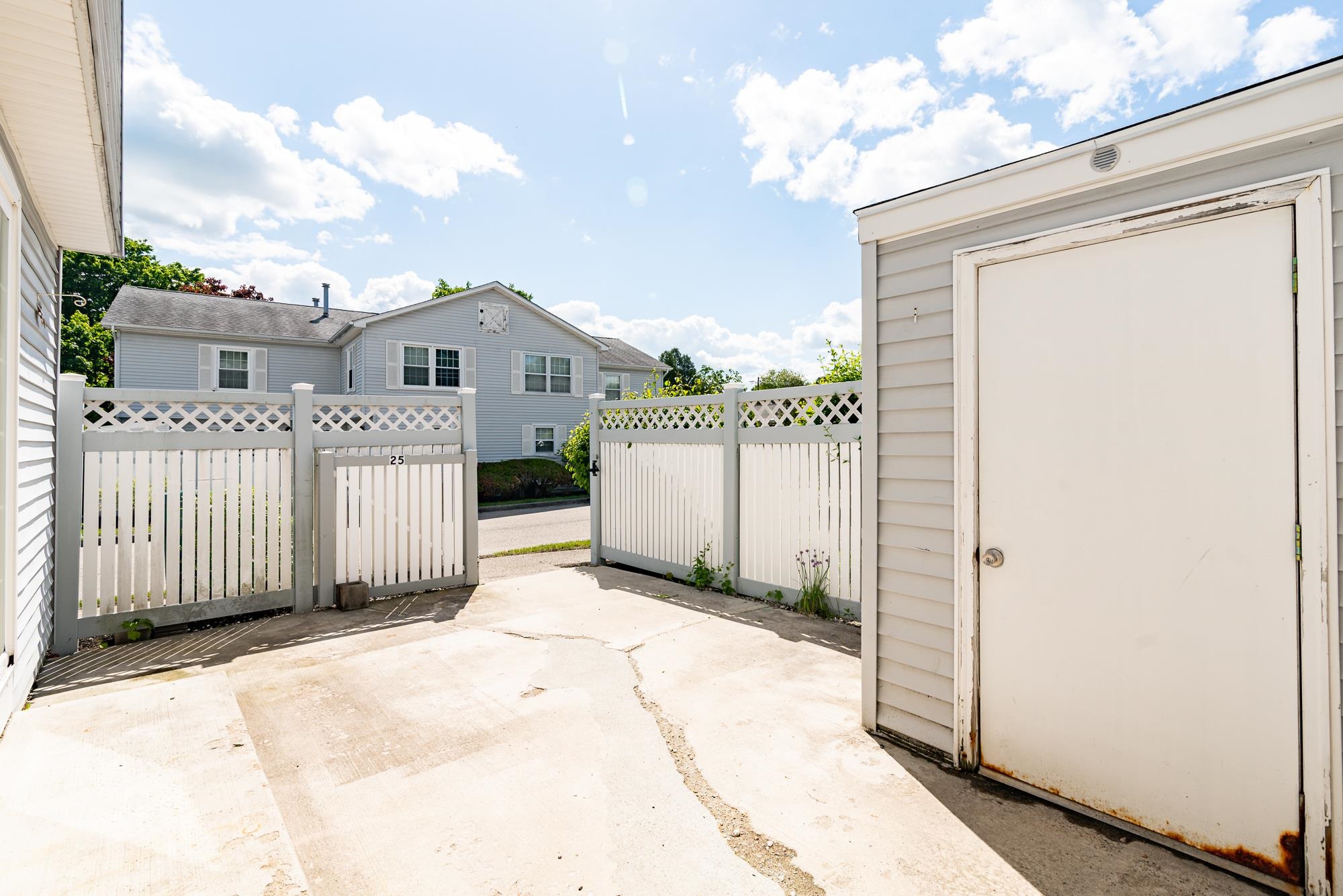 25 Springfield Estates Rochester, NH 03867 - Photo 2 of 26