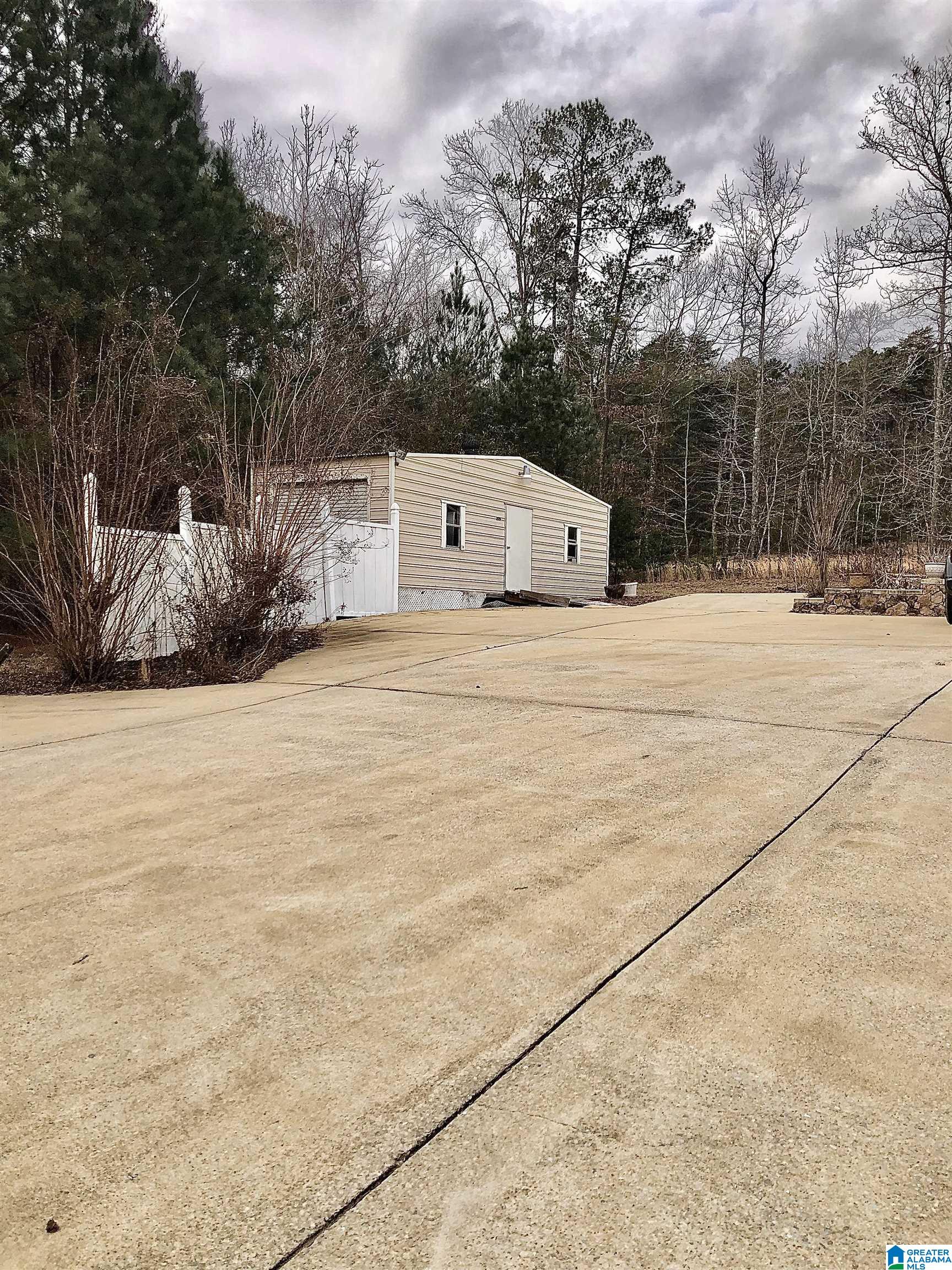 6839 Lou George Loop Bessemer, AL 35022 - Photo 10 of 11