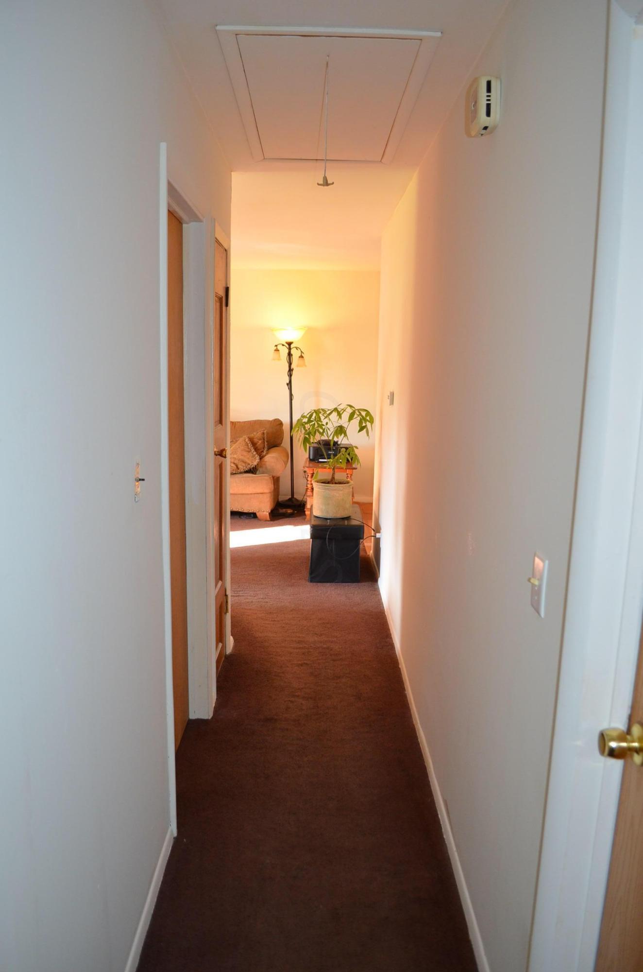 3252 Faycrest Road Columbus, OH 43232 - Photo 16 of 25 Gallery Image 16
