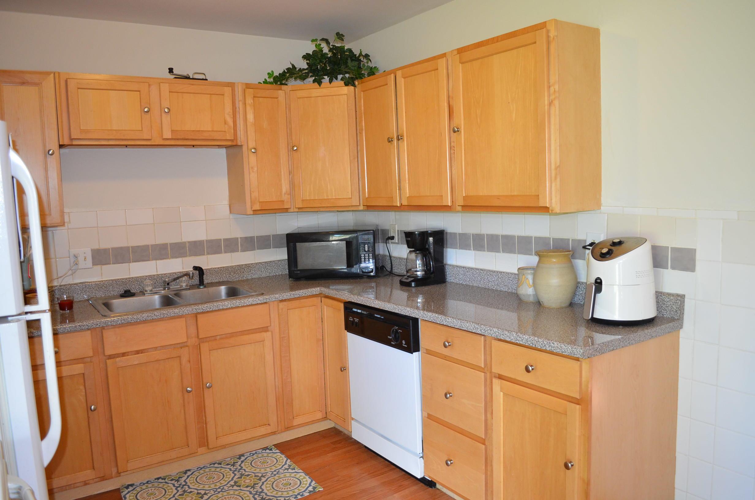 3252 Faycrest Road Columbus, OH 43232 - Photo 8 of 25 Gallery Image 8