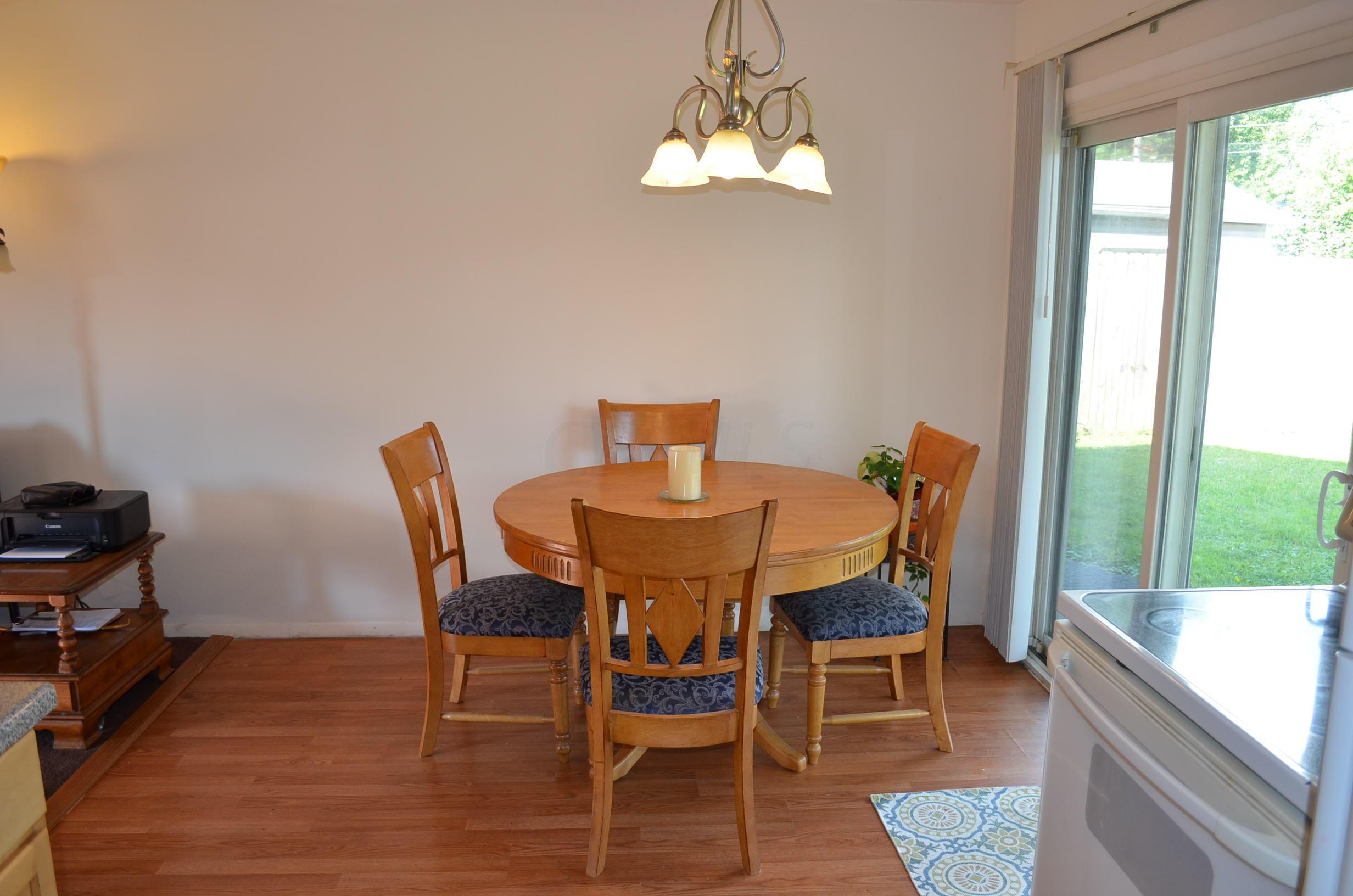 3252 Faycrest Road Columbus, OH 43232 - Photo 9 of 25 Gallery Image 9