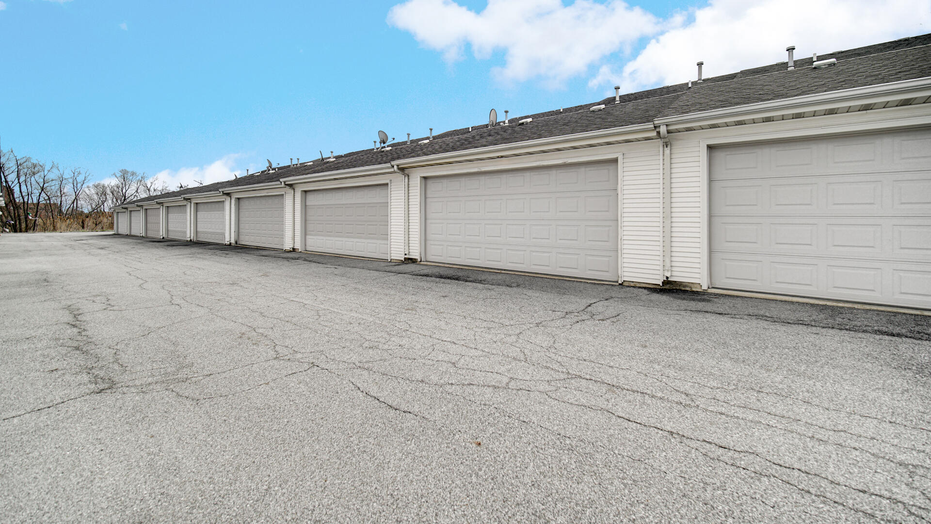 1818 Golden Oak Court Crown Point, IN 46307 - Photo 19 of 28 1920x1080