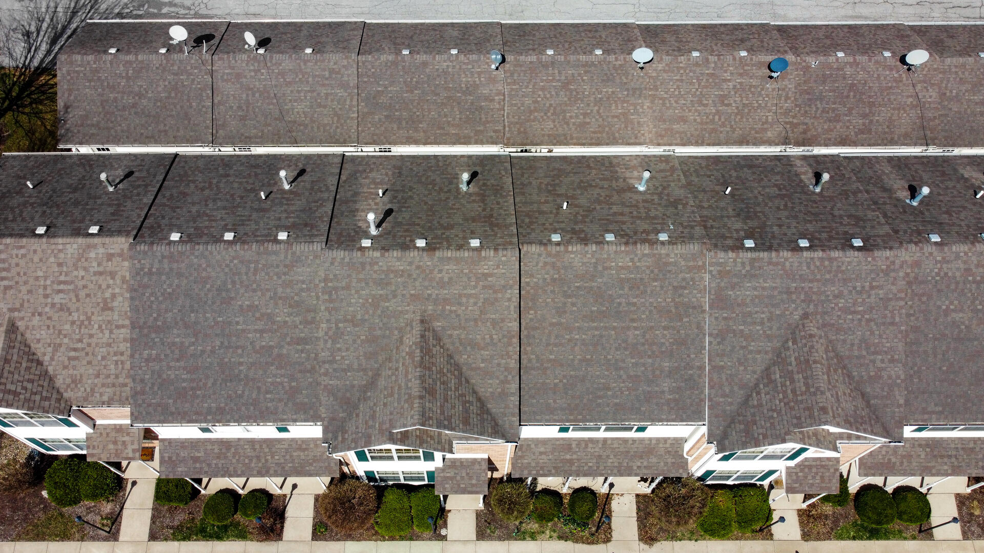 1818 Golden Oak Court Crown Point, IN 46307 - Photo 26 of 28 1920x1080