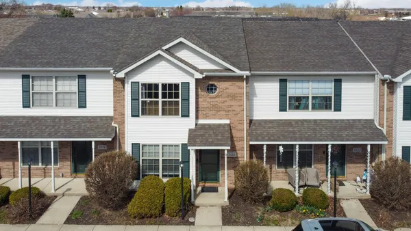 $249,900 | 1818 Golden Oak Court, Crown Point, IN 46307