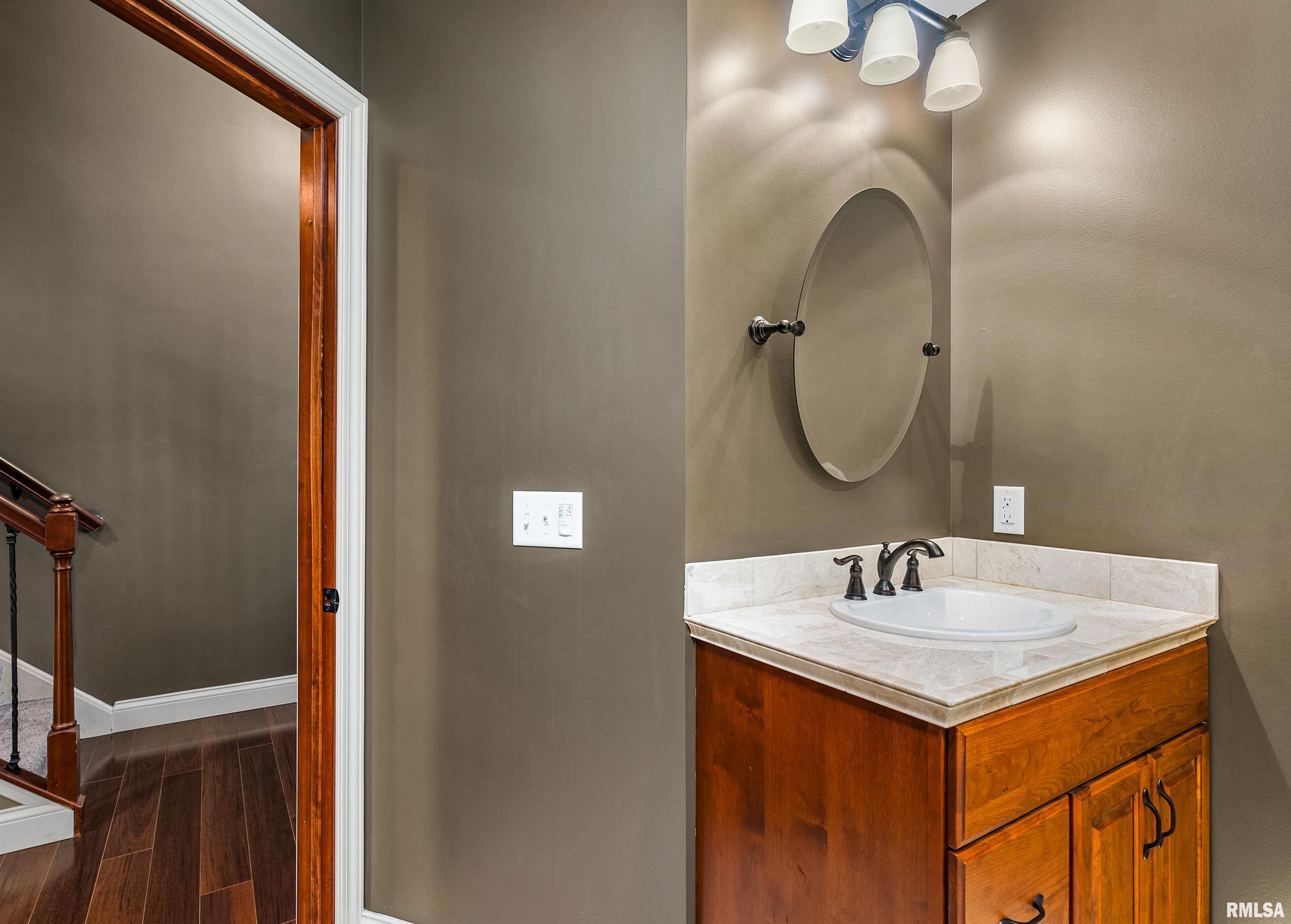 6401 Utica Ridge Road, Unit 10 Davenport, IA 52807 - Photo 14 of 34 Gallery Image 14