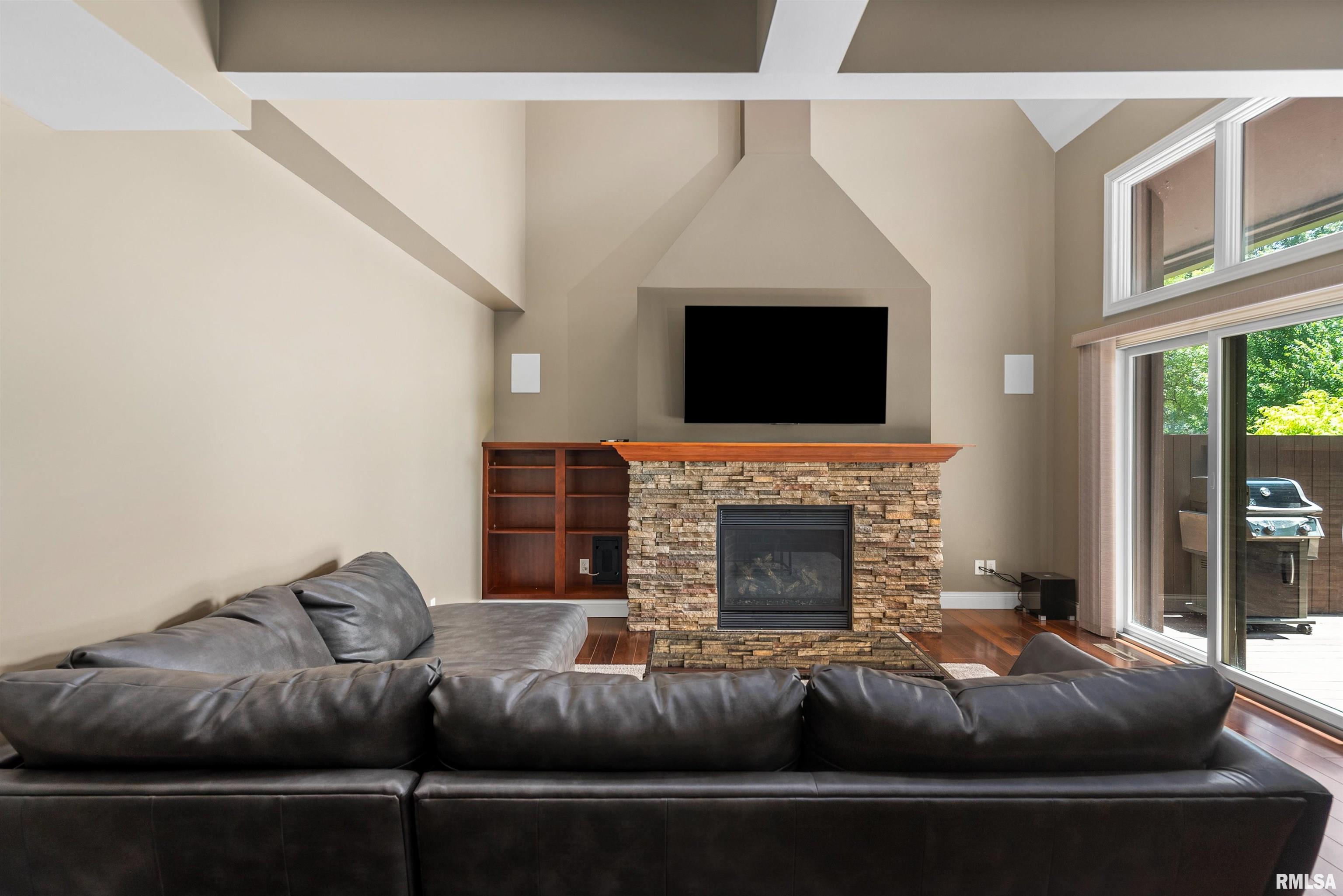 6401 Utica Ridge Road, Unit 10 Davenport, IA 52807 - Photo 10 of 34 Gallery Image 10