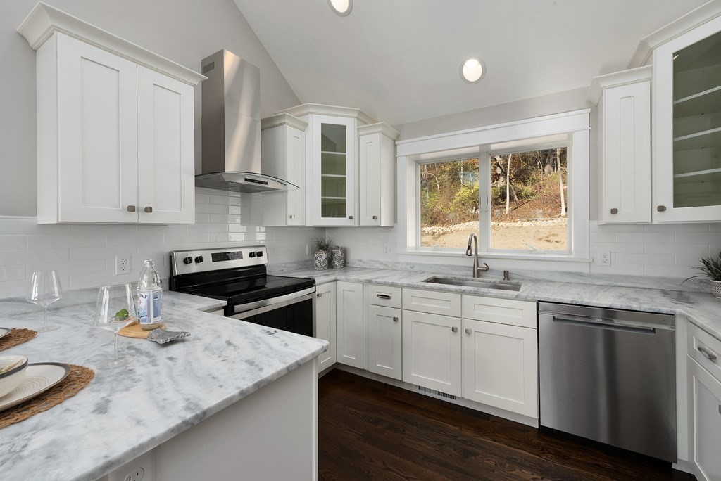 74 Argilla Road Ipswich, MA 01938 - Photo 7 of 24