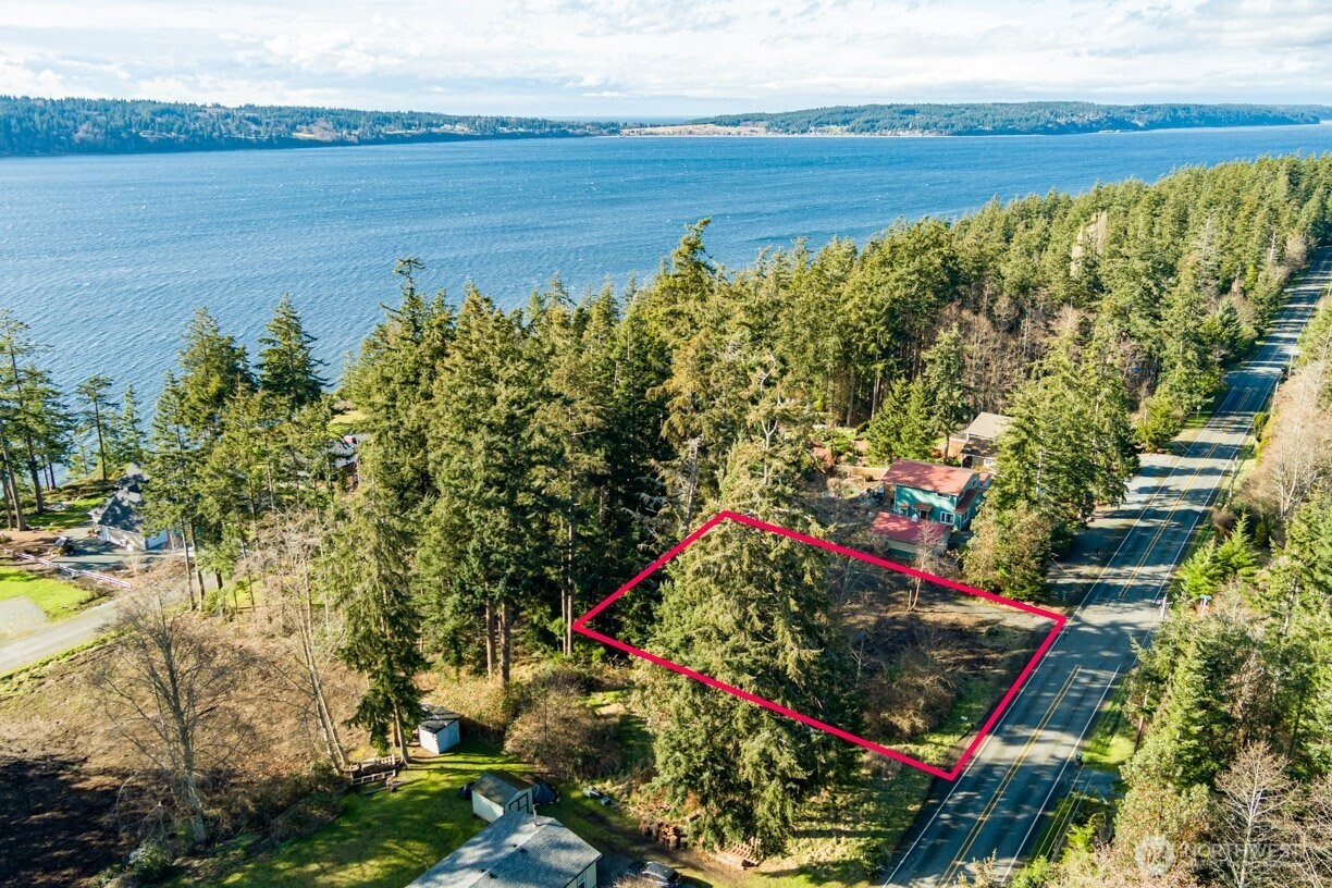 3492 East Harbor Road Langley, WA 98260 - Photo 3 of 25 Gallery Image 3