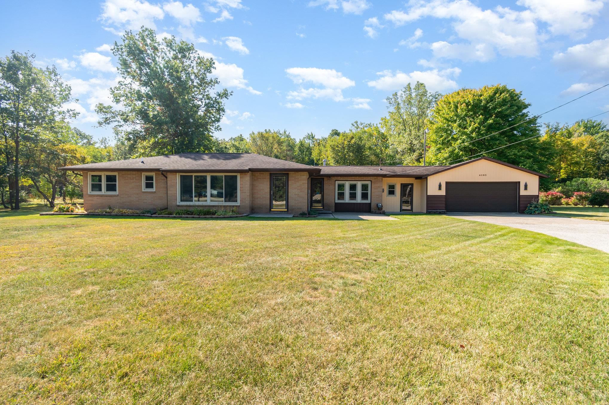 4395 West Isabella Road Shepherd, MI 48883 - Photo 4 of 29