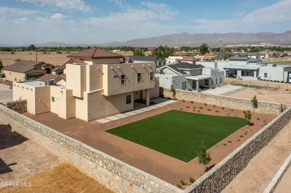 $599,000 | 972 Pellegrino Avenue, El Paso, TX 79932