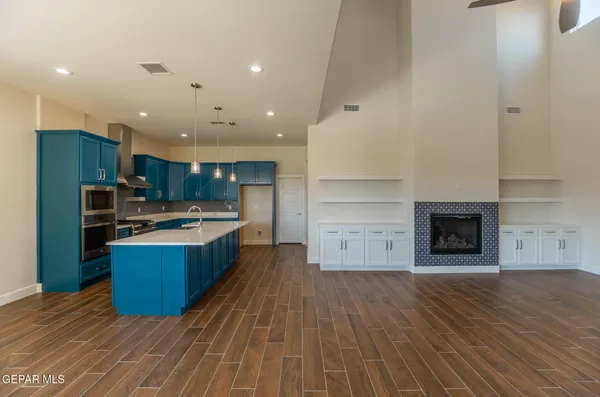 $599,000 | 972 Pellegrino Avenue, El Paso, TX 79932