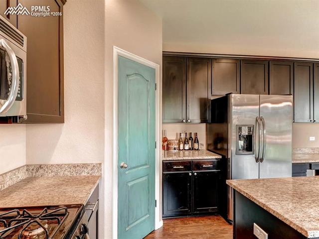 842 Spectrum Loop Colorado Springs, CO 80921 - Photo 15 of 28
